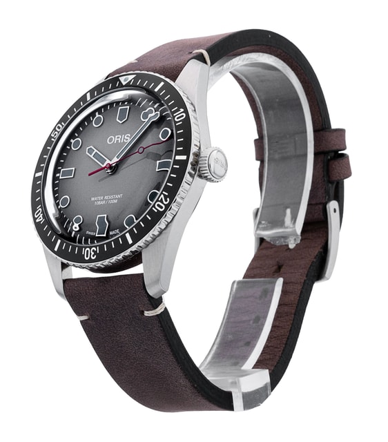 Oris Divers 733 7720 40 33 LS Image 2